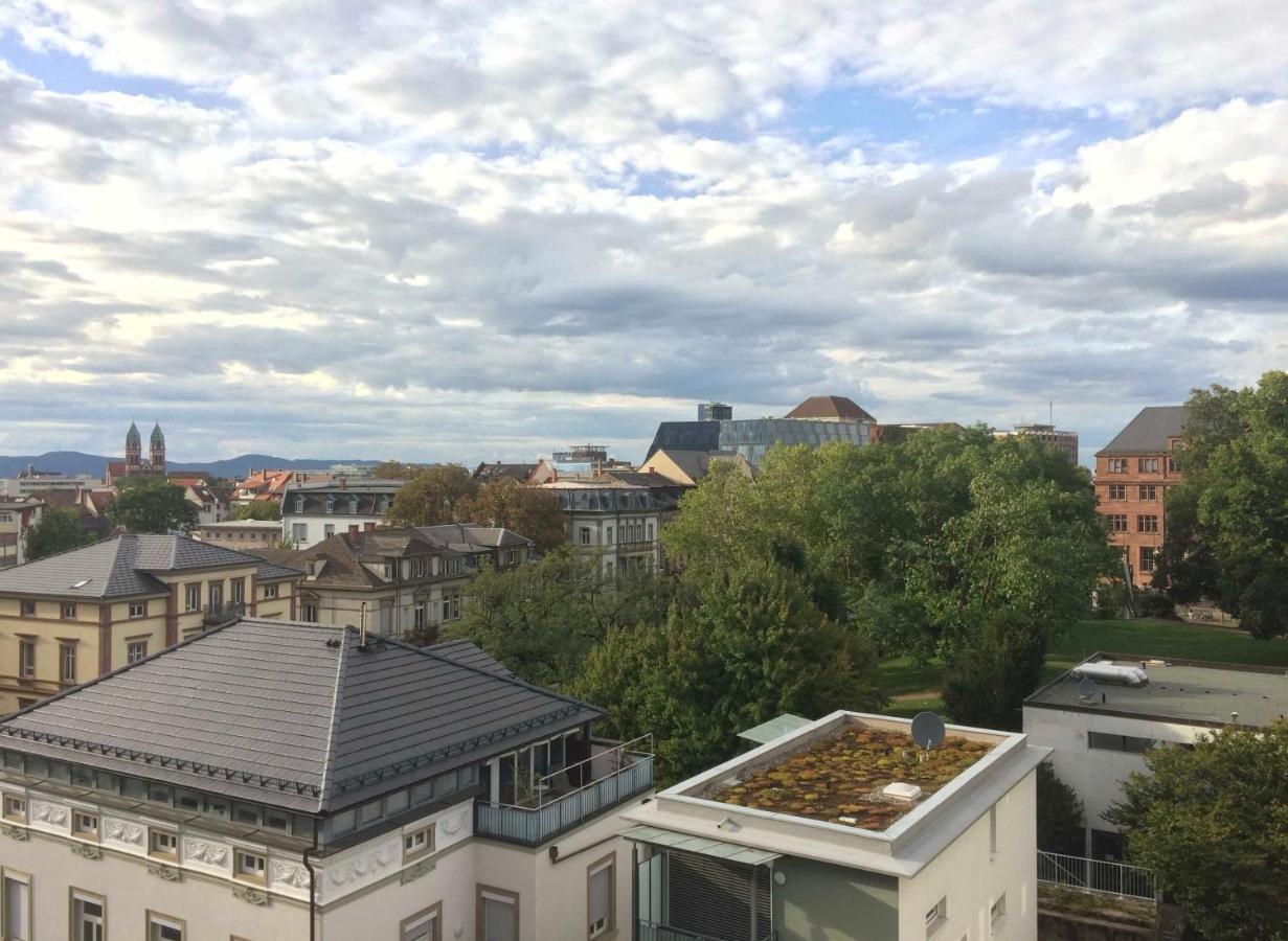Freiburg Citywohnung ภายนอก รูปภาพ